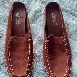 Slip on shoes with short heel